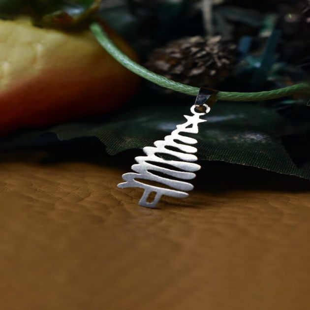 Pine gold necklace